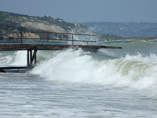 Image showing Waves on the old Dock