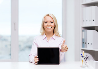 Image showing smiling businesswoman or student with tablet pc