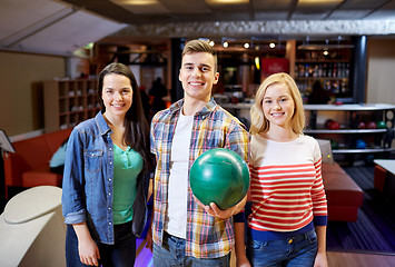 Image showing happy friends in bowling club