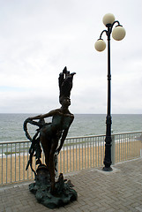 Image showing Bronze woman