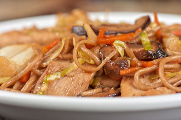 Image showing buckwheat noodles with chicken