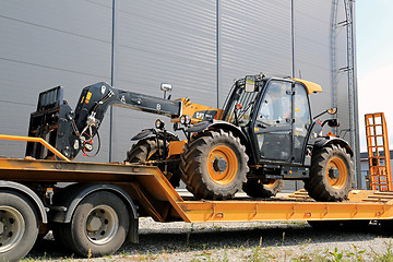 Image showing Caterpillar TH407C Telescopic Handler