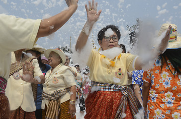 Image showing ASIA THAILAND AYUTTHAYA SONGKRAN FESTIVAL