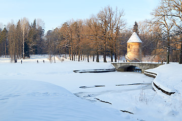 Image showing Pavlovsk.  Pil tower and Pilbashenny Bridge in winter