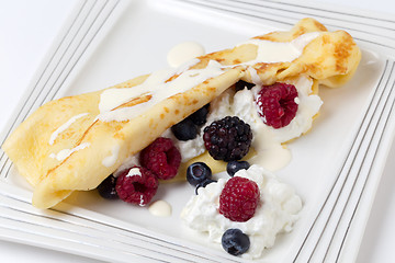 Image showing Crepe with berry fruits