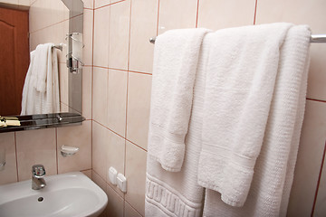 Image showing Hotel bathroom