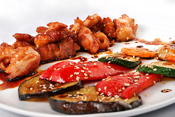 Image showing Tepan - yaki meat and vegetables closeup