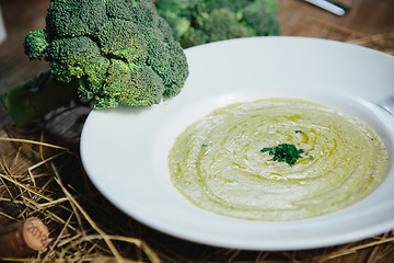 Image showing Broccoli cream soup and ingredients