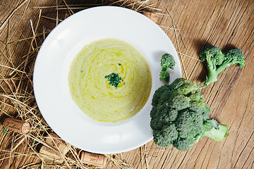 Image showing Broccoli cream soup and ingredients