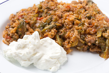 Image showing Yogurt with mince and spinach