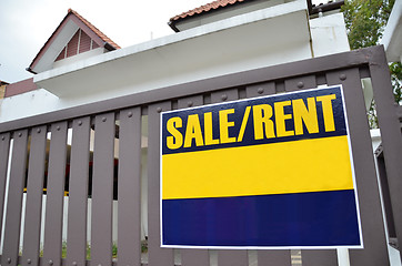 Image showing Bulletin board with the inscription RENT or SALE