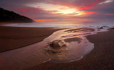 Image showing Stony Creek meets the ocean at sunrise