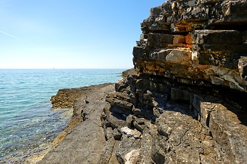 Image showing Beach with rocks and clean water