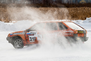 Image showing Sports ice competitions on cars