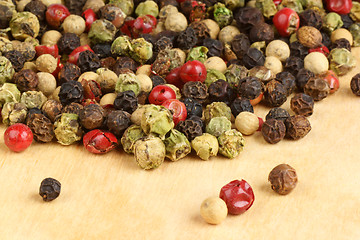 Image showing Four seasons dried peppercorns