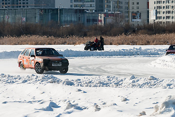 Image showing Sports ice competitions on cars