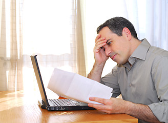 Image showing Man with laptop