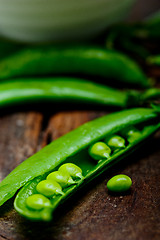 Image showing hearthy fresh green peas 