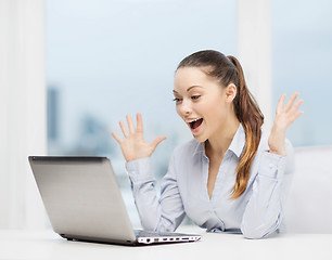 Image showing surprised businesswoman with laptop