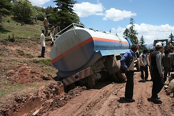 Image showing Truck stuck in mud