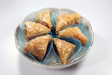 Image showing baklava pieces in plate