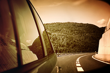 Image showing Car mirror reflection