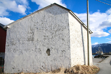 Image showing Wite Brick House