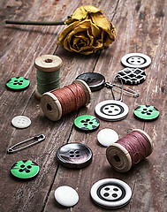 Image showing sewing buttons and thread