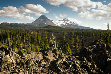 Image showing Mckenzie Pass Three Sisters Cascade Mountain Range Lava Field