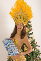 Image showing Samba girls with Christmas parcels