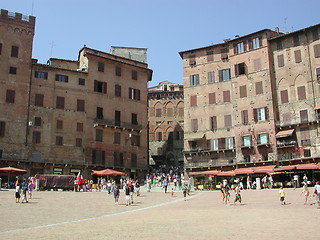 Image showing Sienna Square