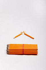 Image showing yellow pencils and a broken pencil