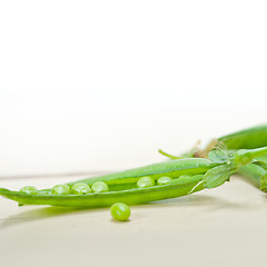 Image showing hearthy fresh green peas 