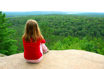 Image showing Girl edge cliff