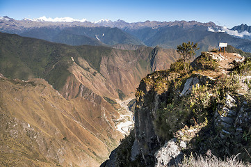 Image showing View atop of Machu Picchu Mountain peak