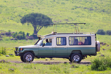 Image showing Jeep on african wildlife safari. 