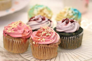 Image showing homemade cupcakes 