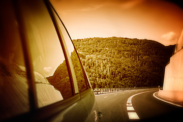 Image showing Car mirror reflection