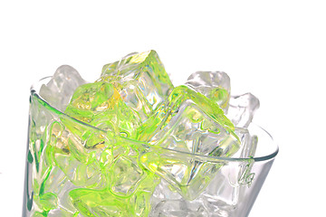 Image showing cocktail and ice cubes 