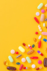 Image showing Many colorful pills isolated