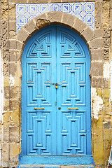 Image showing antique door in  