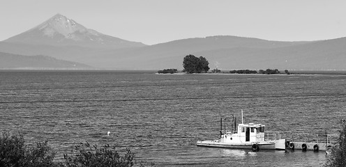 Image showing Klamath Lake Mt McGloughlin