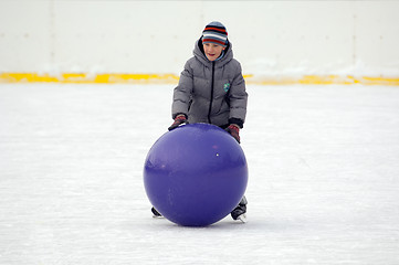 Image showing Big ball running