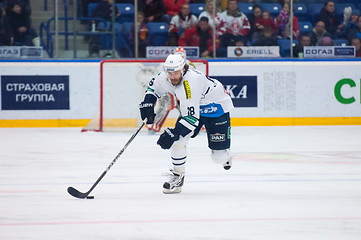 Image showing Forward Ville Leino (18) in action