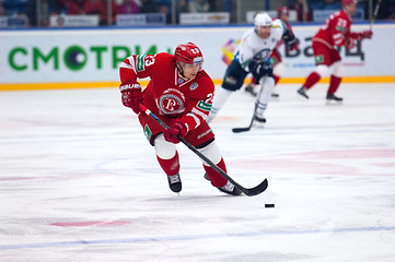 Image showing Dmitry Shitikov (23) dribble