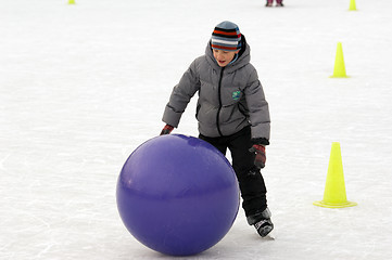 Image showing Big ball running