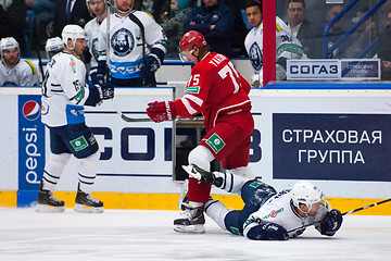 Image showing M. Yakubov (75) vs M. Pierre (93)