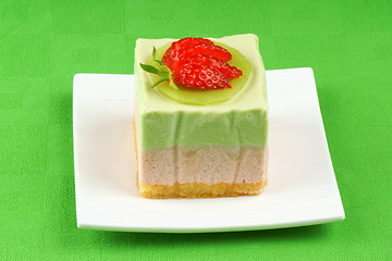 Image showing Kiwi and strawberry bavarian cream dessert