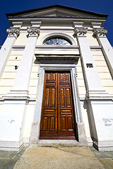 Image showing  church  in  the sumirago old   closed   sidewalk italy  