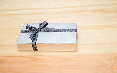 Image showing silver gift box